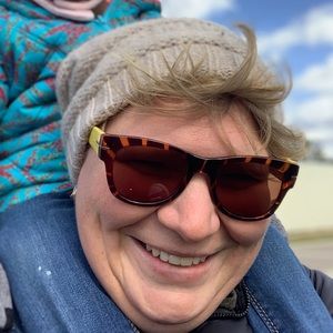 Meet your Posher, Lindsey